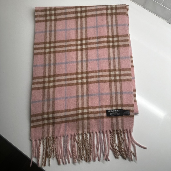 Burberry London Accessories - Vintage-Authentic Burberry London Pink Nova Check 100% Cashmere